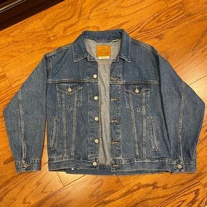 Levi’s Dad Trucker Jacket